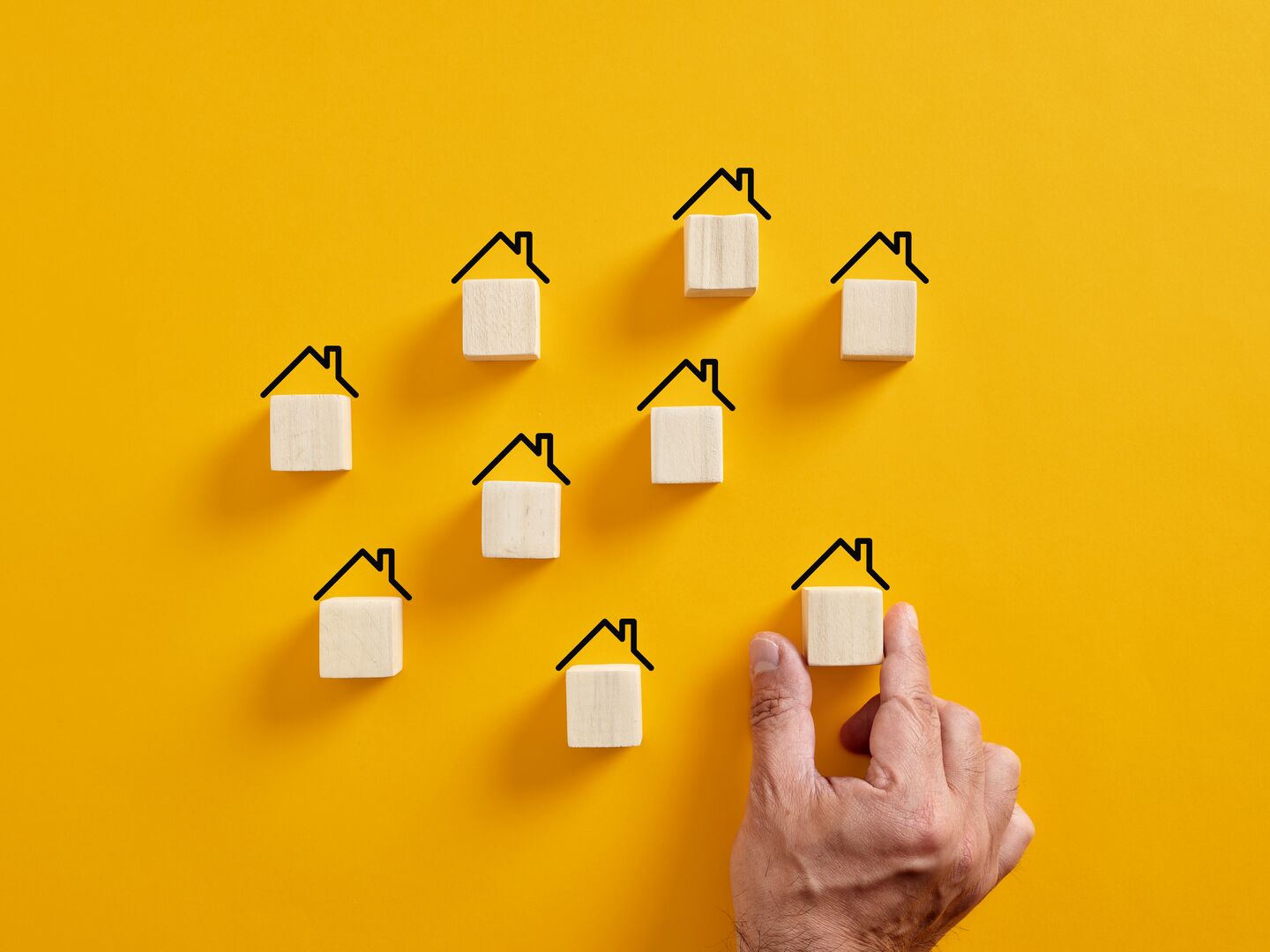Is This the Perfect Time to Sell Your Home? 🔑🏡🔥 Discover Why Current Real Estate Trends May Make You the Big Winner!🏄‍♀️🏄‍♂️
