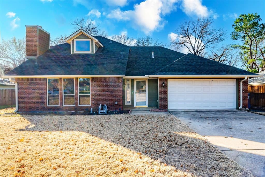 NEW DFW LISTING! 4817 Briarcreek Drive, Timberview Estate Ph 2, Flower Mound, TX