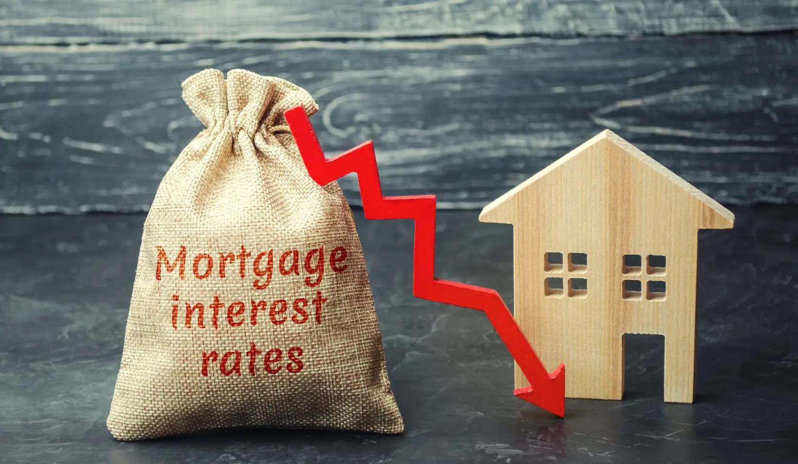 🤔🏡First-time Home Buying in Dallas? How Falling Mortgage Rates Could Make your Dream Home Affordable by 2024! 💸🎉