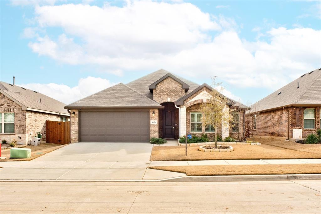 NEW DFW LISTING! 4501 Ridgehurst Lane, Fort Worth, TX 76036-3850