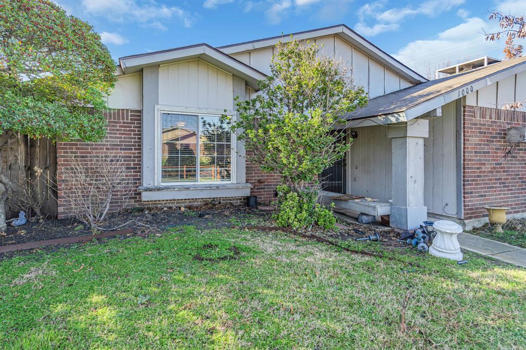 New DFW Listing! 1000 E Peters Colony Road, Carrollton, TX 75007-3940