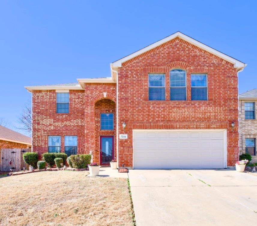 NEW DFW LISTING! 7310 Fossil Creek Drive, Arlington, TX 76002-4757, Fossil Lake Add
