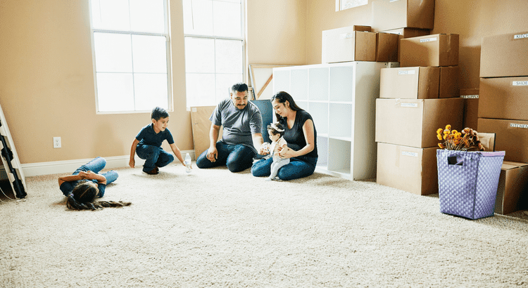 ¿Es ahora el momento ideal para comprar tu primera casa? ¡Descúbrelo aquí!