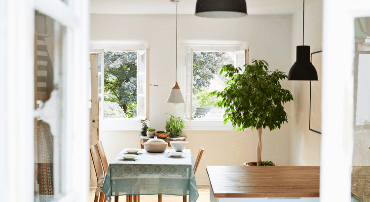 “Is an Adjustable Rate Mortgage the Right Choice for Your First Home?”