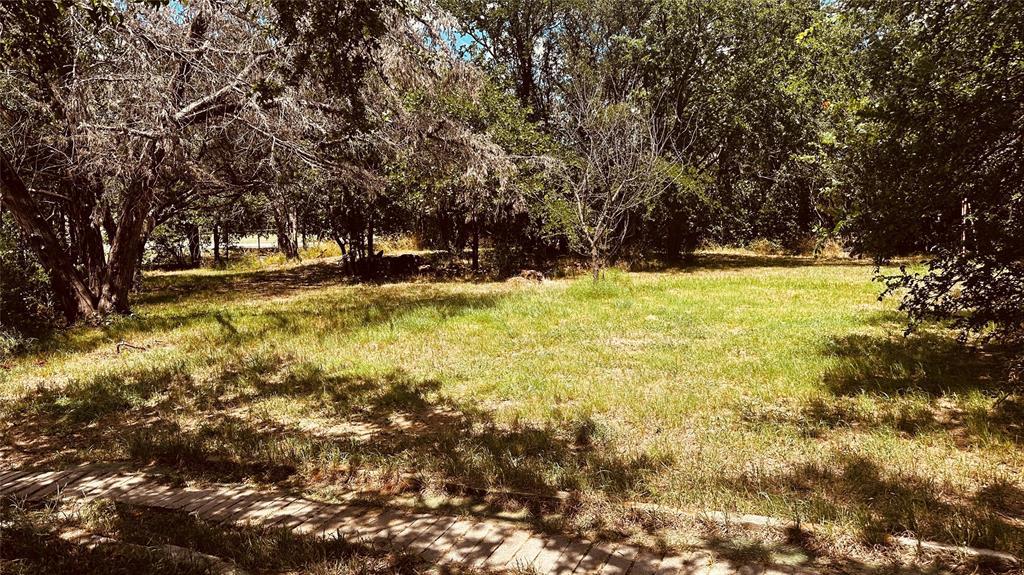 NEW DFW LISTING! 11 Black Jack Lane, Lewisville, TX 75077-8516