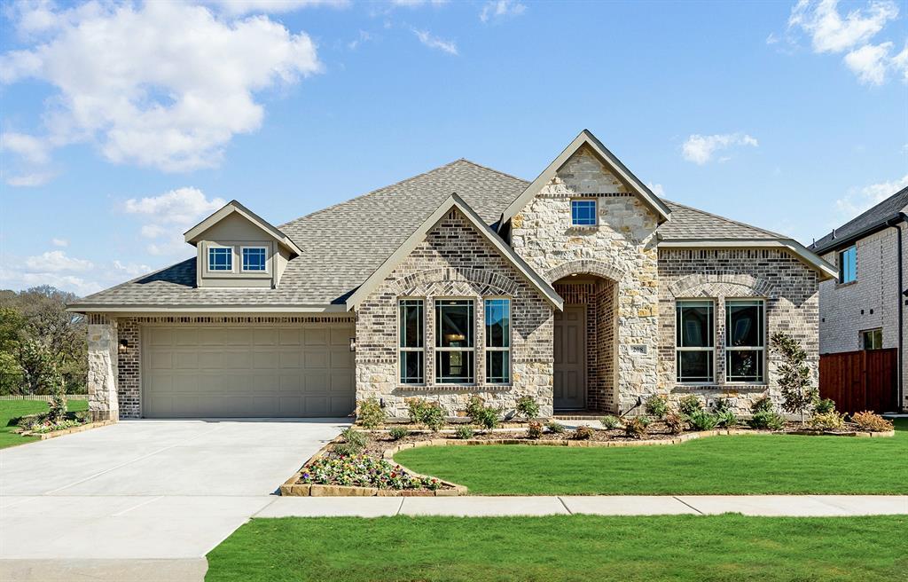 ¡NUEVA CASA A LA VENTA EN DFW! 208 Oakcrest Drive, Justin, TX 76247-1569