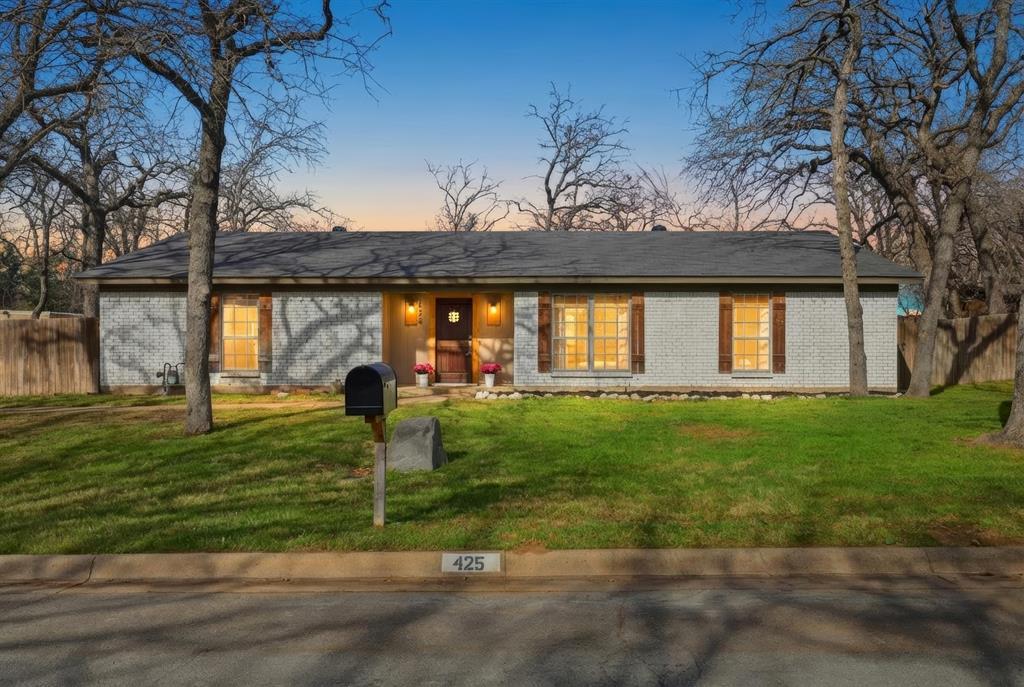 ¡NUEVA CASA A LA VENTA EN DFW! 425 Marlin Lane, Keller, TX 76248-3902, Northeast Oaks Add