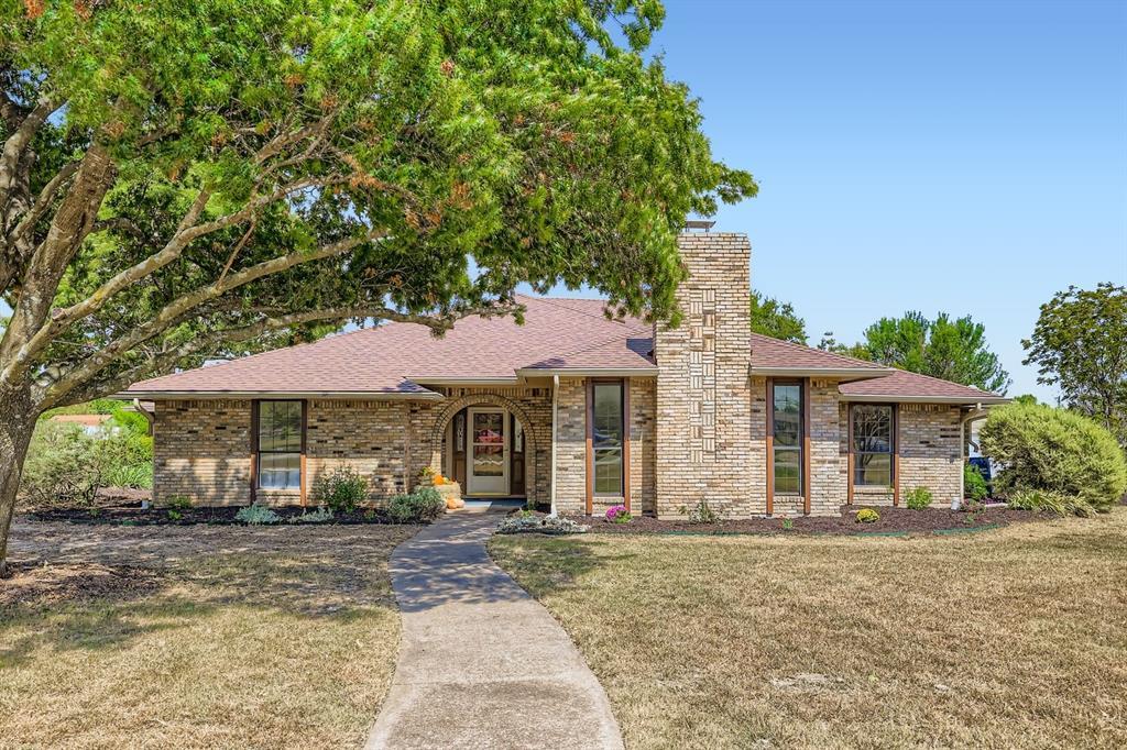 ¡NUEVA CASA A LA VENTA EN DFW! 205 Rock Springs Court, Waxahachie, TX 75165-5302, Spring Crk Farm
